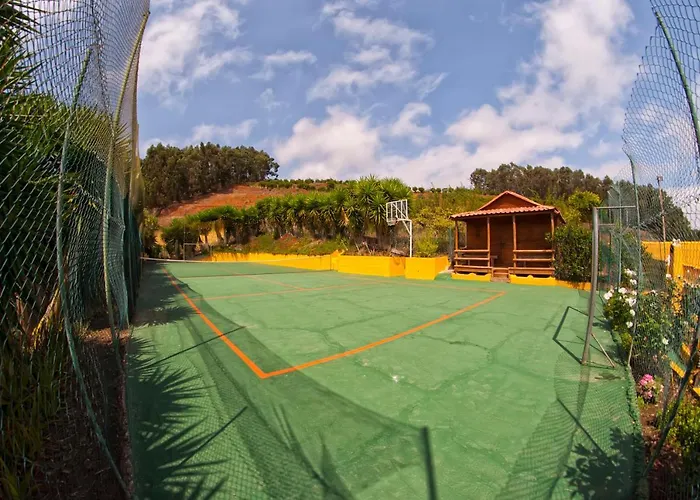 Las Casas de Lola y Rafael Moya 